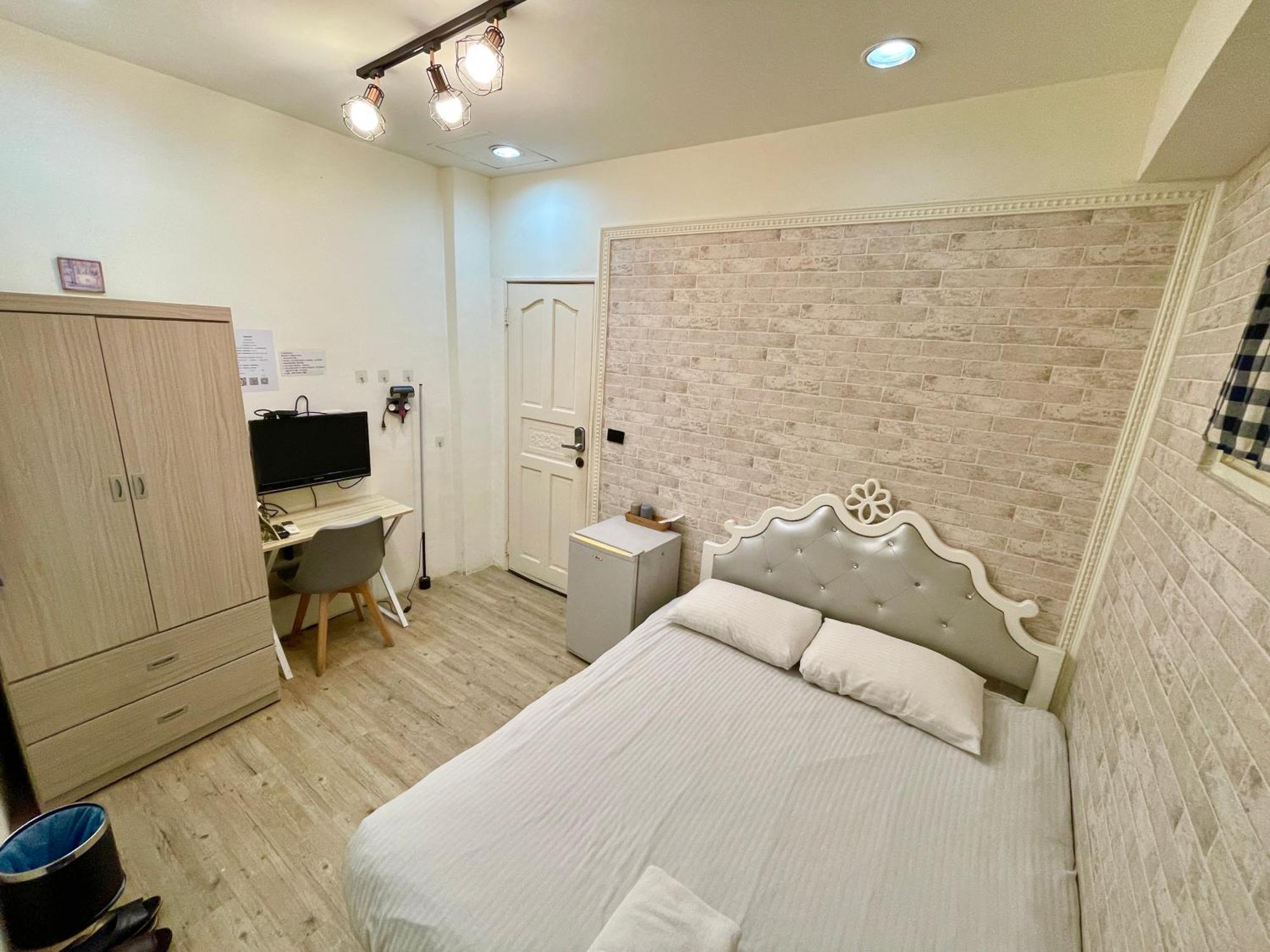 Fengchia Oslo Hotel ไถจง ภายนอก รูปภาพ
